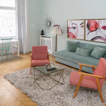 Jettsetter Luxury Apartment By Andrassy Ave & Opera Budapeşte Dış mekan fotoğraf
